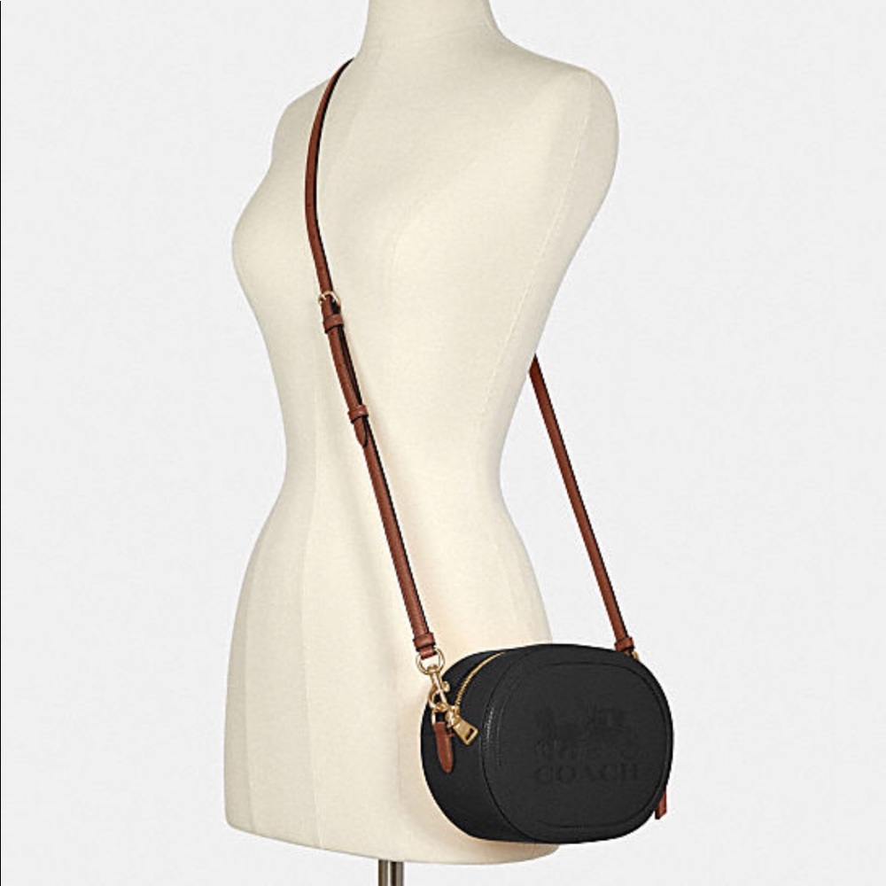 NEW COACH CAMERA BAG HORSE AND CARRIAGE